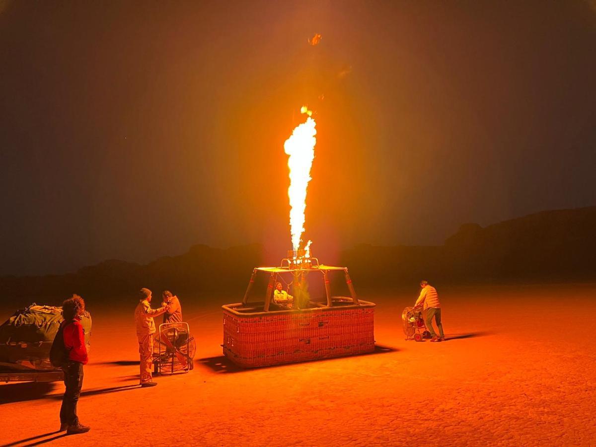 Sara Luxury Camp Hotel Wadi Rum Exterior foto
